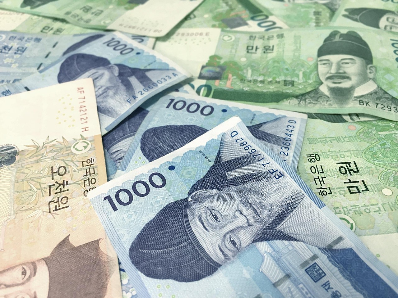 新门2025正版免费资料跟2025澳门与香港挂牌正版挂牌26-42-27-41-31-06 T:44和拒绝迷惑噱头陷阱,文化释义、解释与落实
